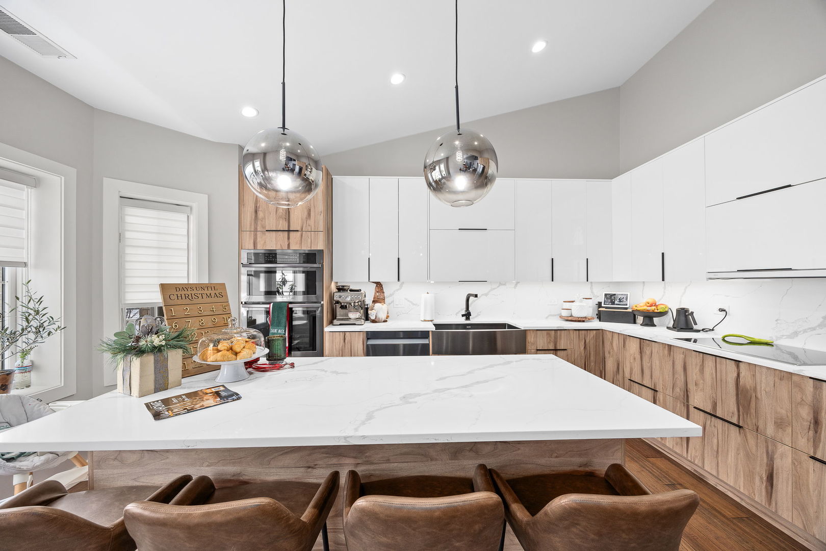 11901 Windemere Court #404, Orland Park, IL 60467