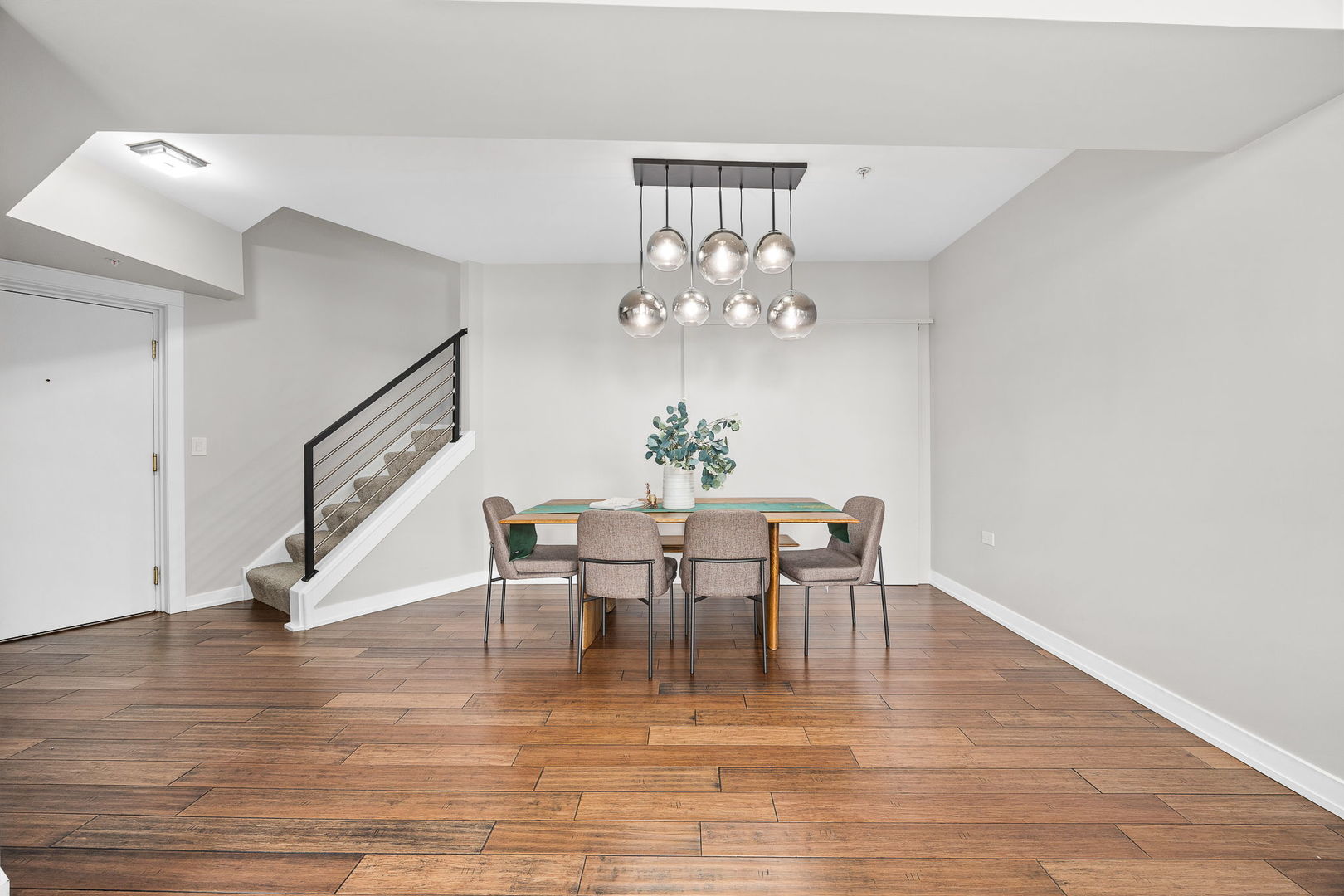 11901 Windemere Court #404, Orland Park, IL 60467