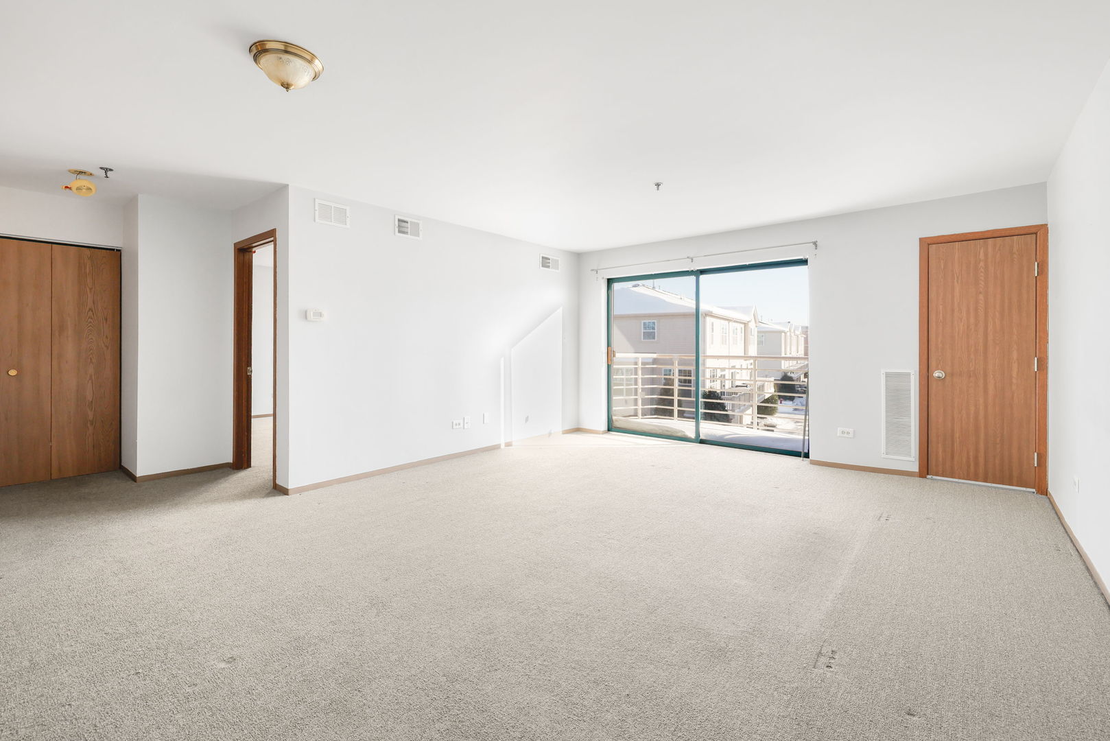 3255 Kirchoff Road #306, Rolling Meadows, IL 60008