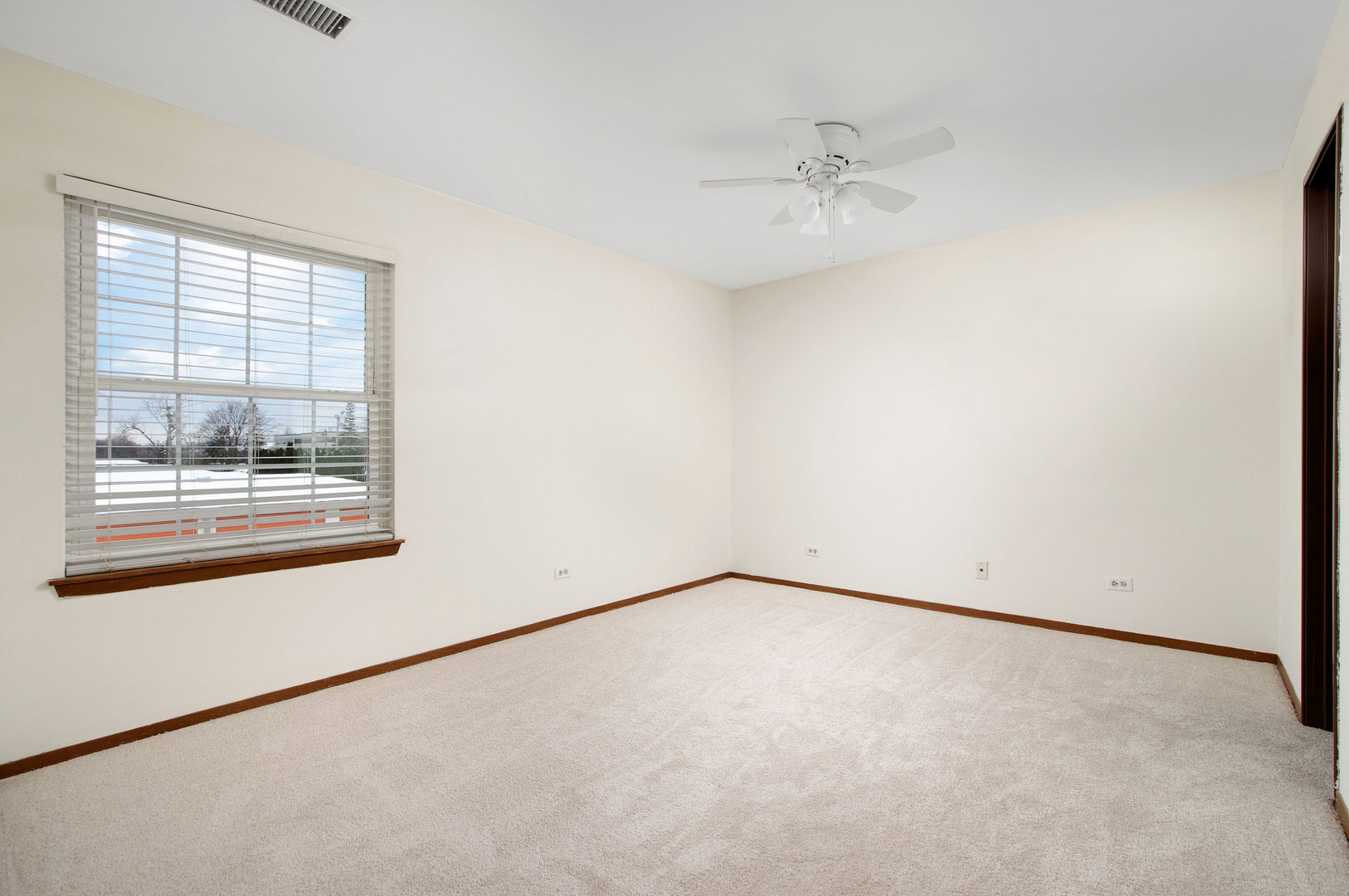 1345 Wyndam Circle #203, Palatine, IL 60074