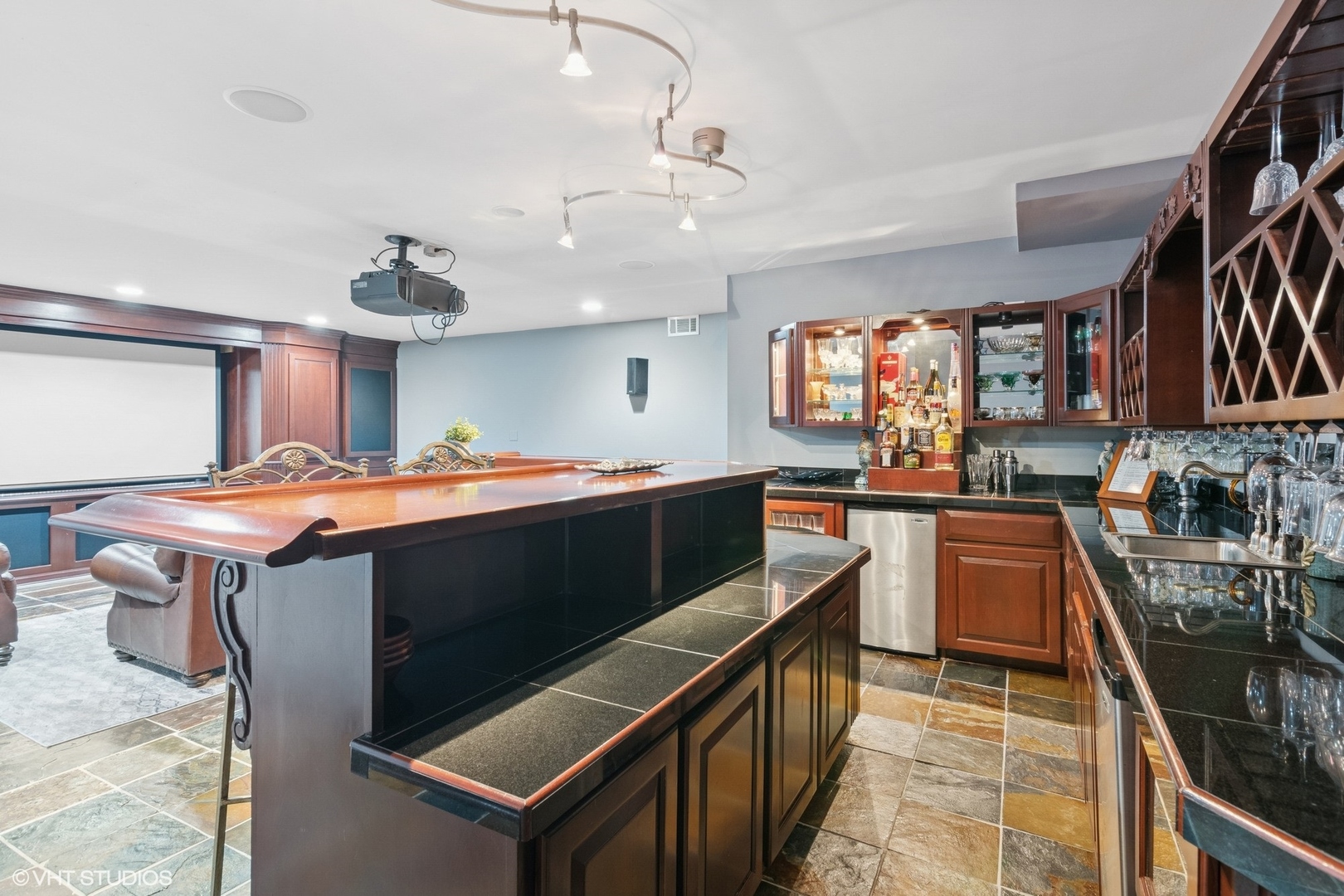 6730 S Madison Street, Willowbrook, IL 60527