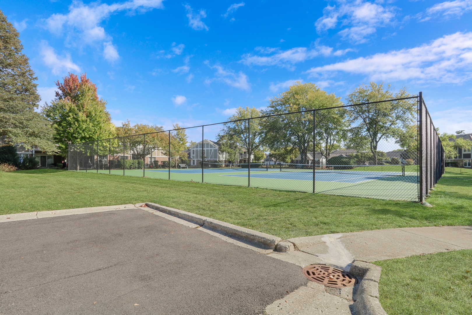 215 Coventry Circle #215, Vernon Hills, IL 60061