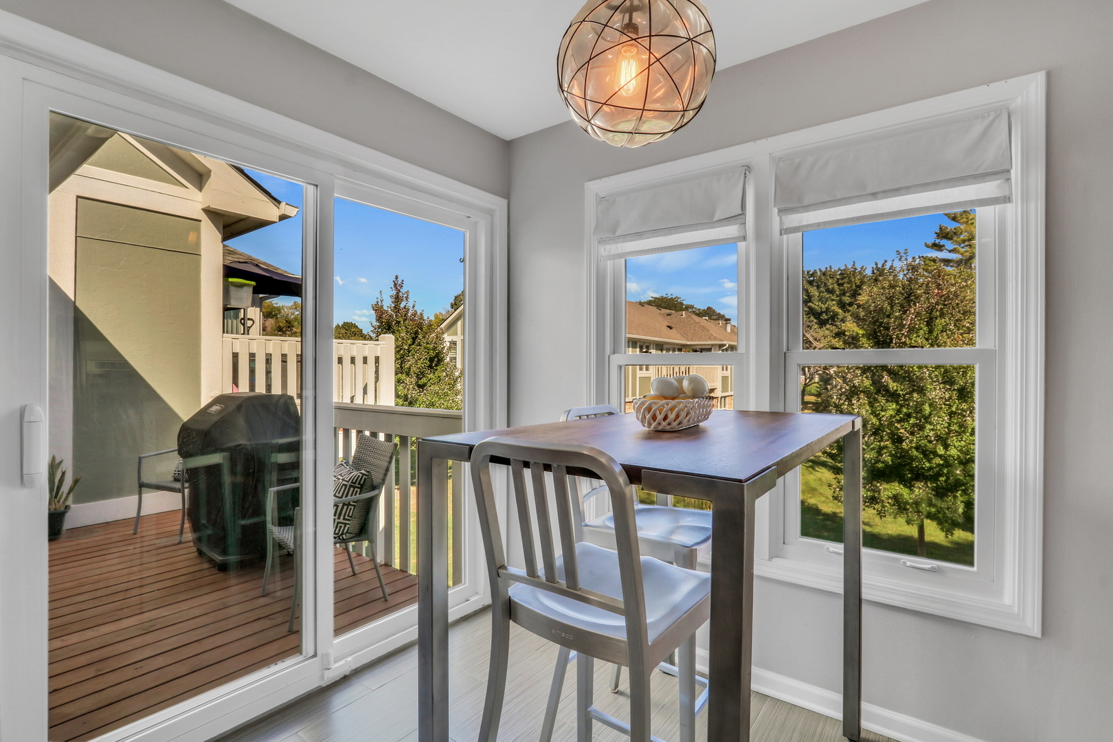 215 Coventry Circle #215, Vernon Hills, IL 60061