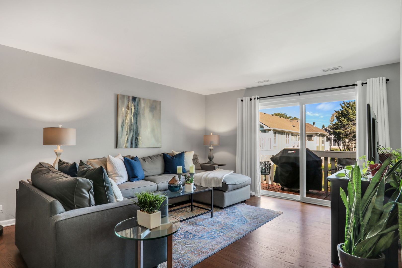 215 Coventry Circle #215, Vernon Hills, IL 60061