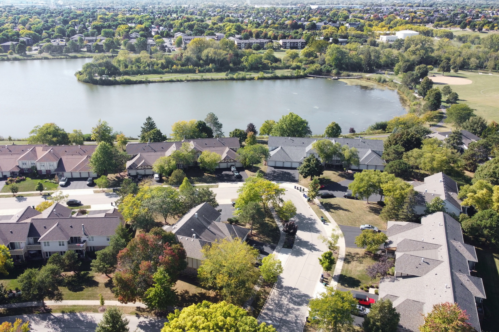 215 Coventry Circle #215, Vernon Hills, IL 60061