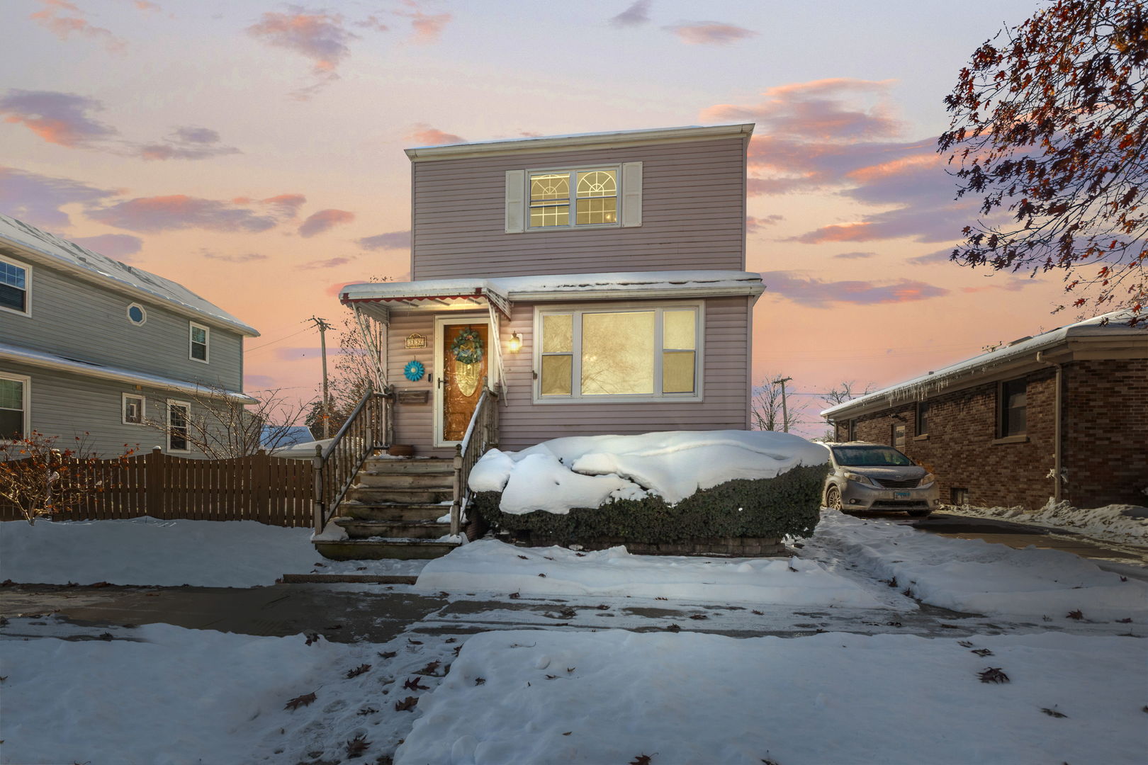 3132 Grand Boulevard, Brookfield, IL 60513