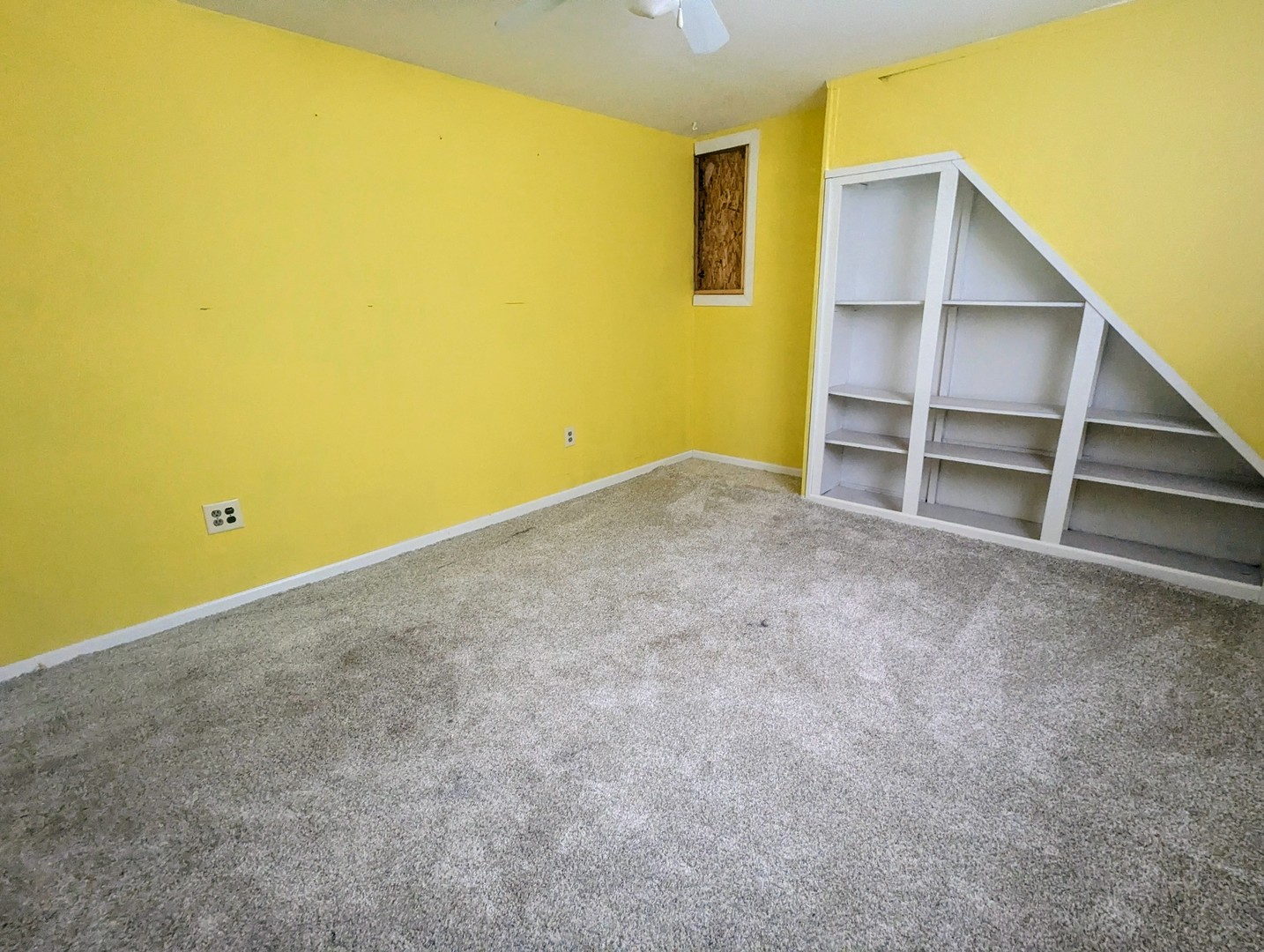 3253 Bernice Road, Lansing, IL 60438