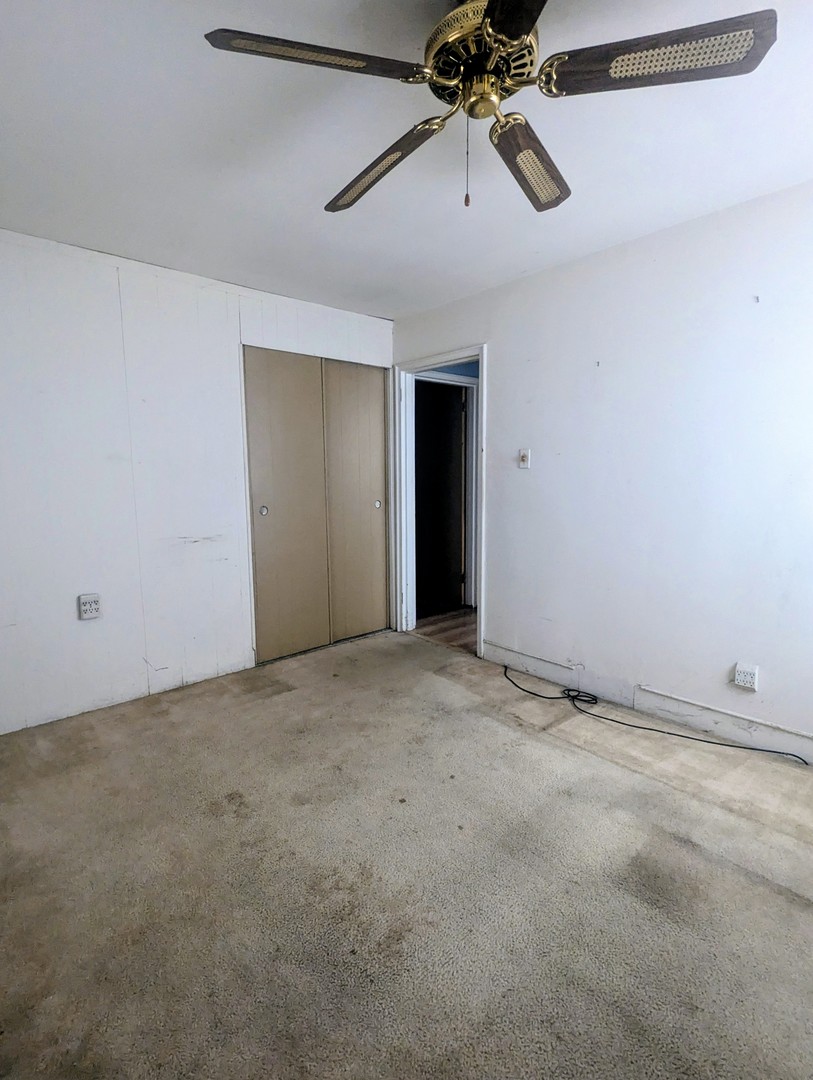 3253 Bernice Road, Lansing, IL 60438