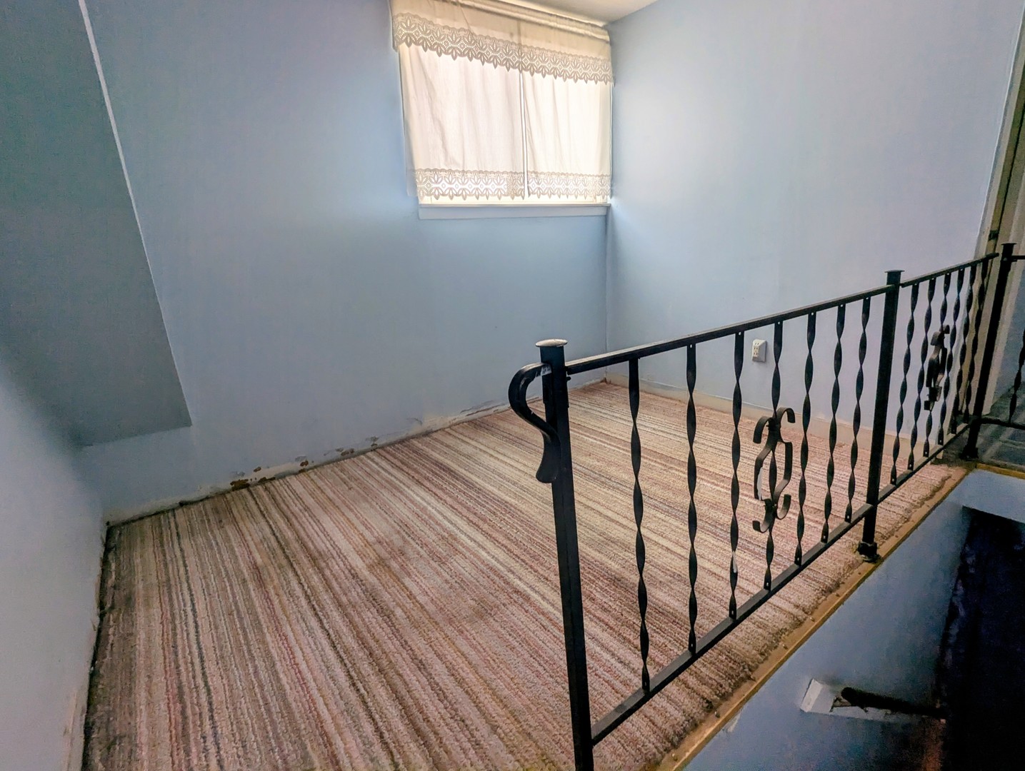 3253 Bernice Road, Lansing, IL 60438