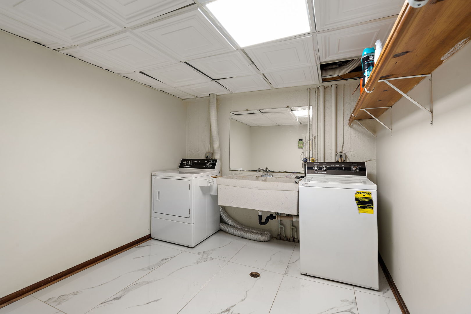 9966 Olcott Avenue, St. John, IN 46373