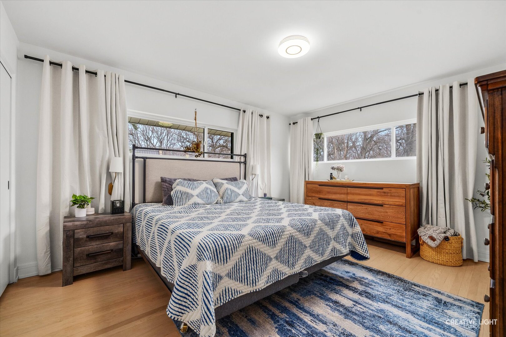 20 Forbes Road, Riverside, IL 60546