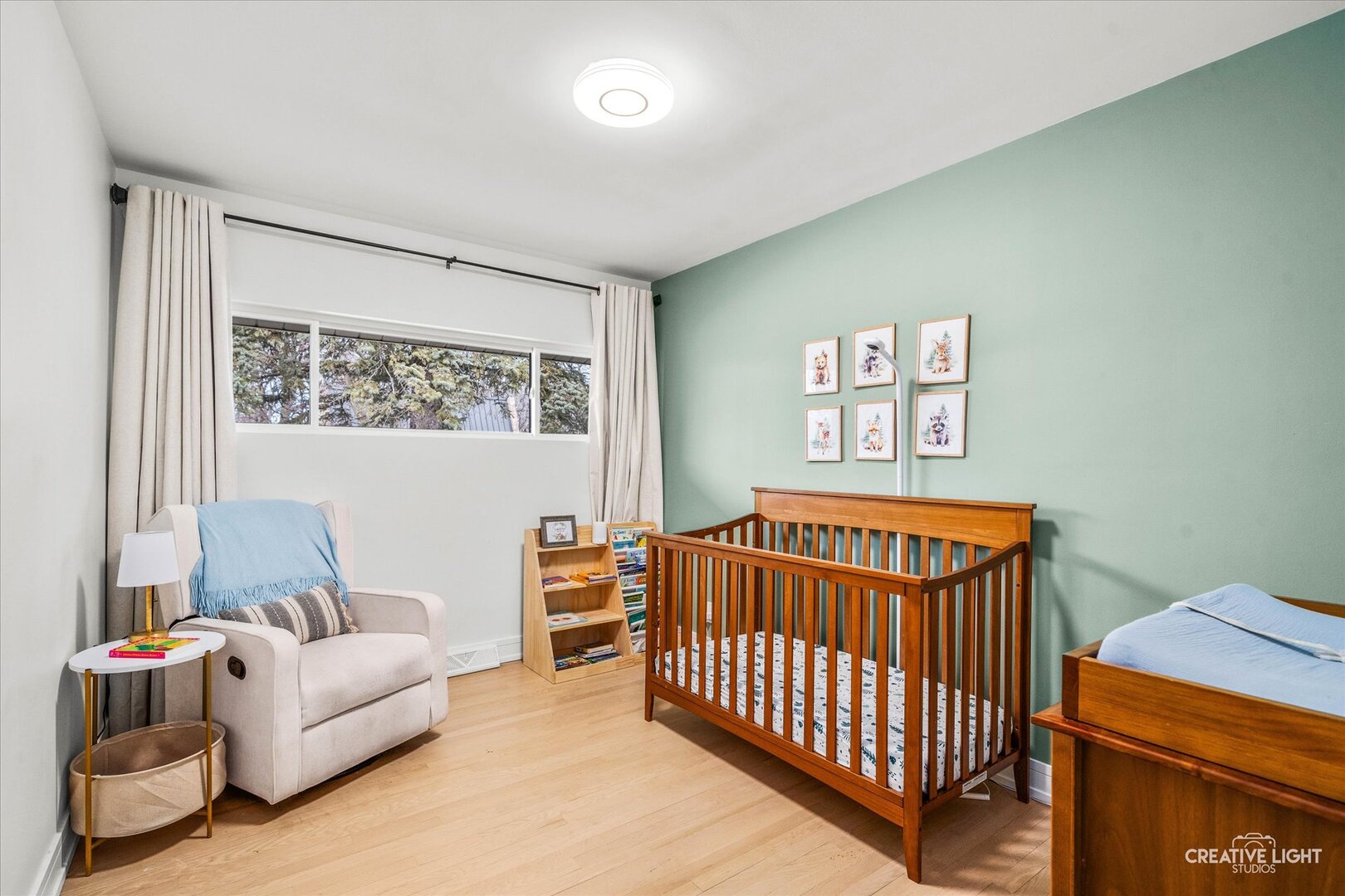 20 Forbes Road, Riverside, IL 60546