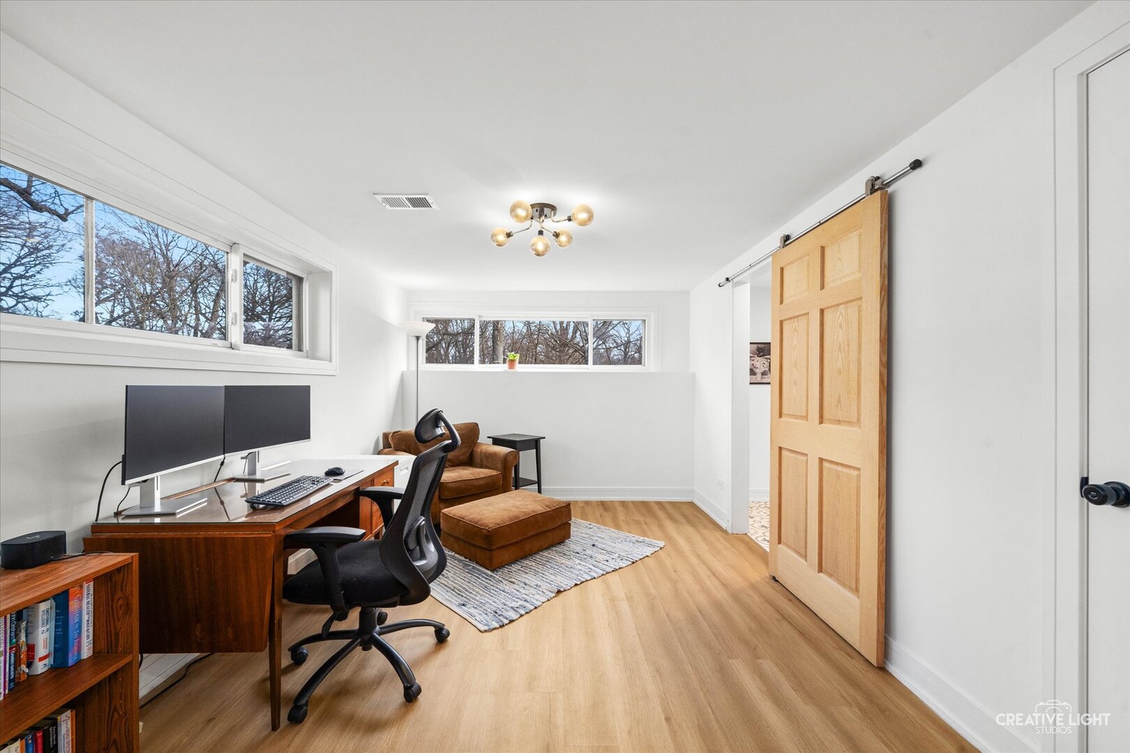 20 Forbes Road, Riverside, IL 60546