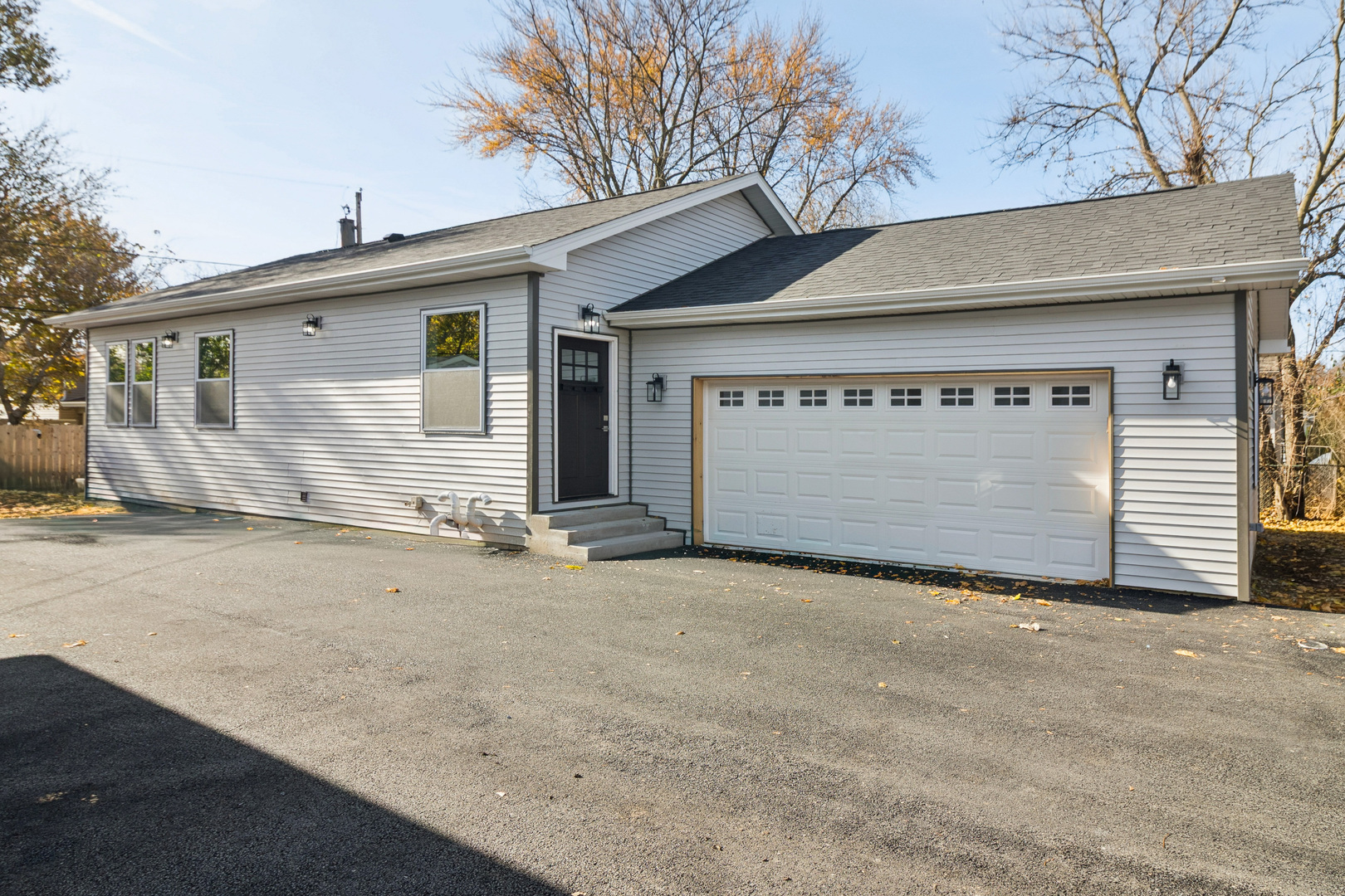 302 Hughes Avenue, Lockport, IL 60441