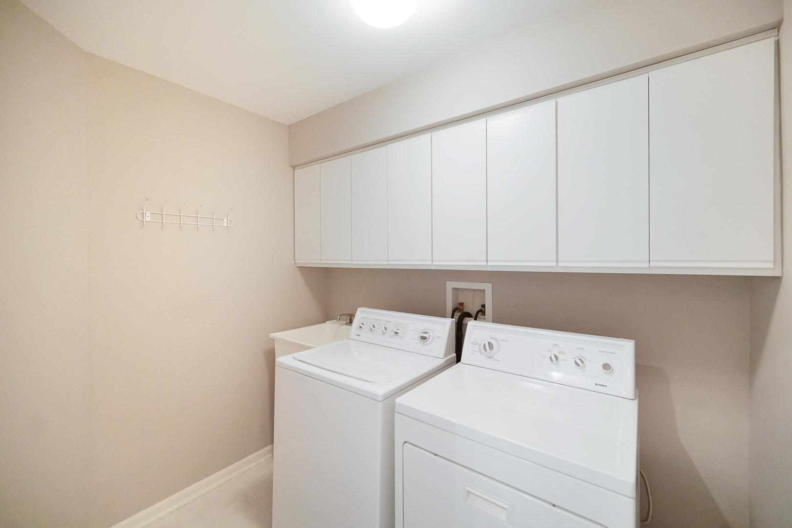 33 Spyglass Circle, Palos Heights, IL 60463