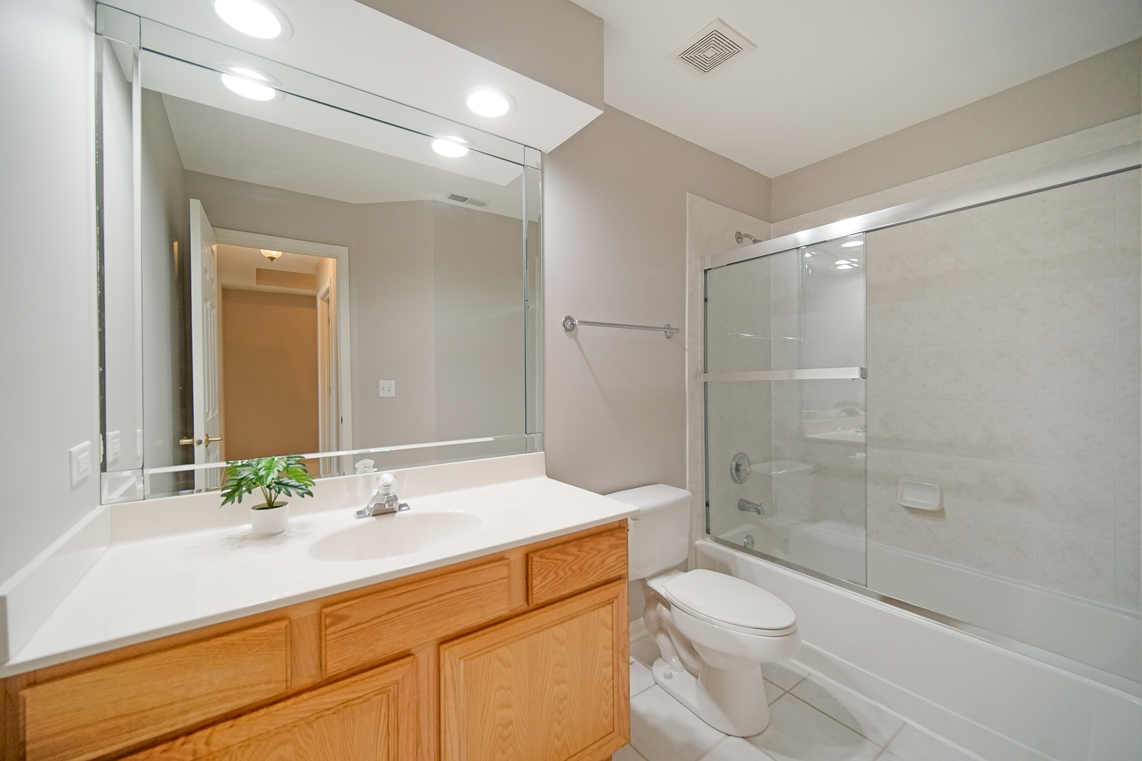 33 Spyglass Circle, Palos Heights, IL 60463