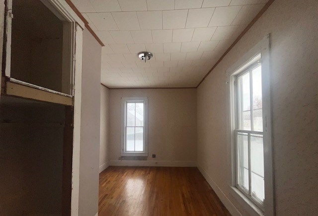 305 W Main Street, Oakland, IL 61943