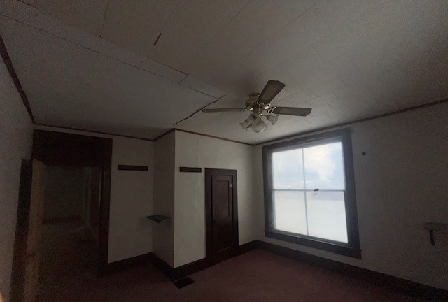 305 W Main Street, Oakland, IL 61943