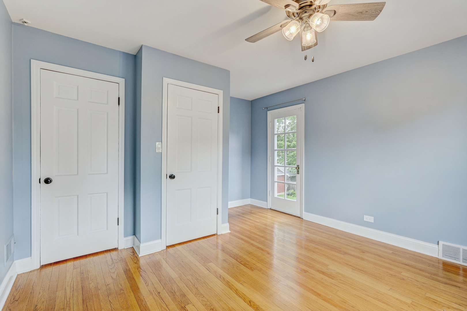 509 S Brainard Avenue, La Grange, IL 60525