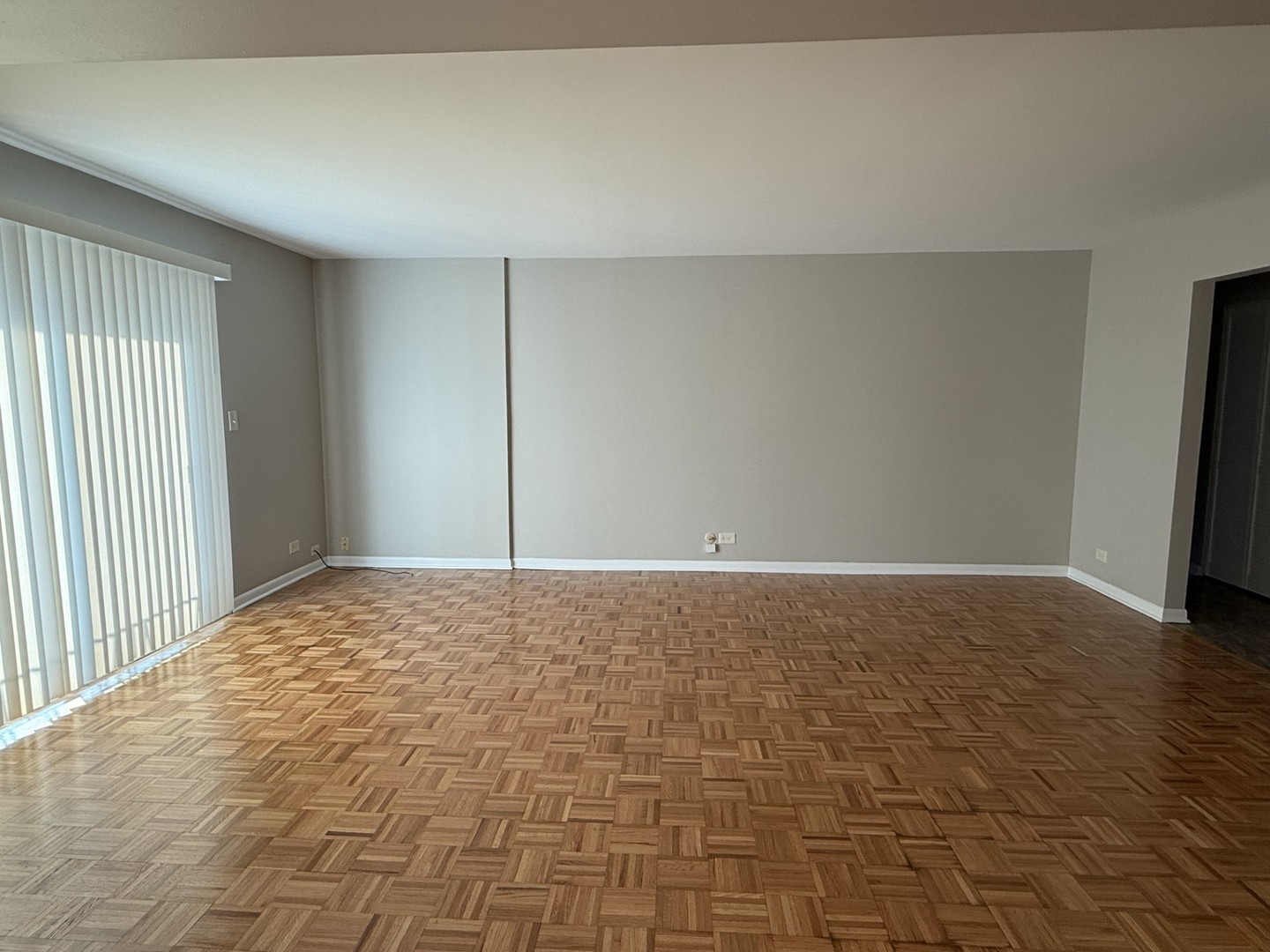 5240 Galitz Street #304, Skokie, IL 60077