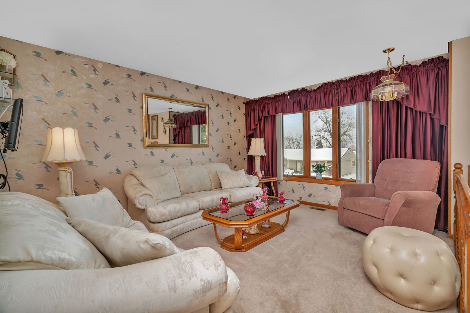 334 Hemlock Avenue, Romeoville, IL 60446