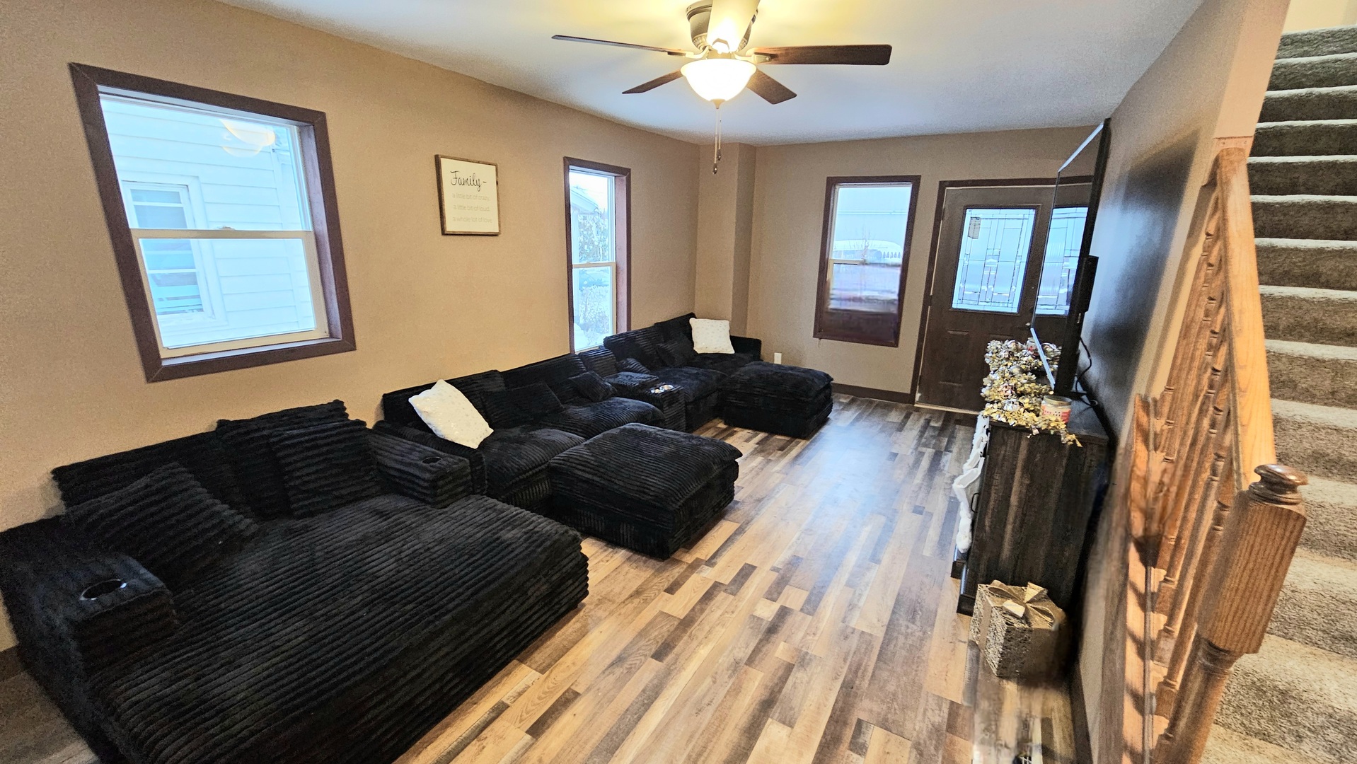 705 N Ottawa Avenue, Dixon, IL 61021