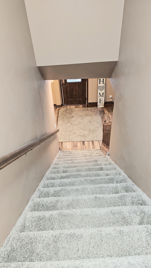 705 N Ottawa Avenue, Dixon, IL 61021