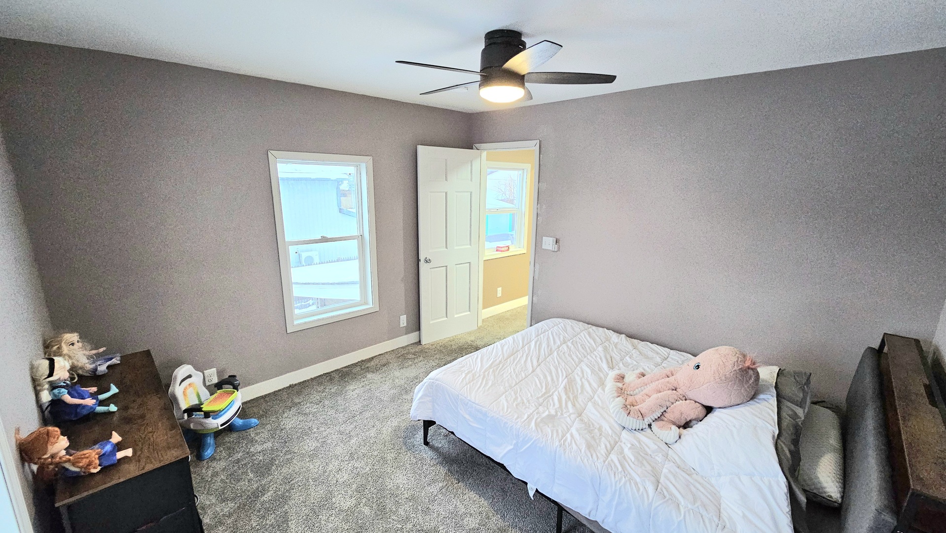 705 N Ottawa Avenue, Dixon, IL 61021