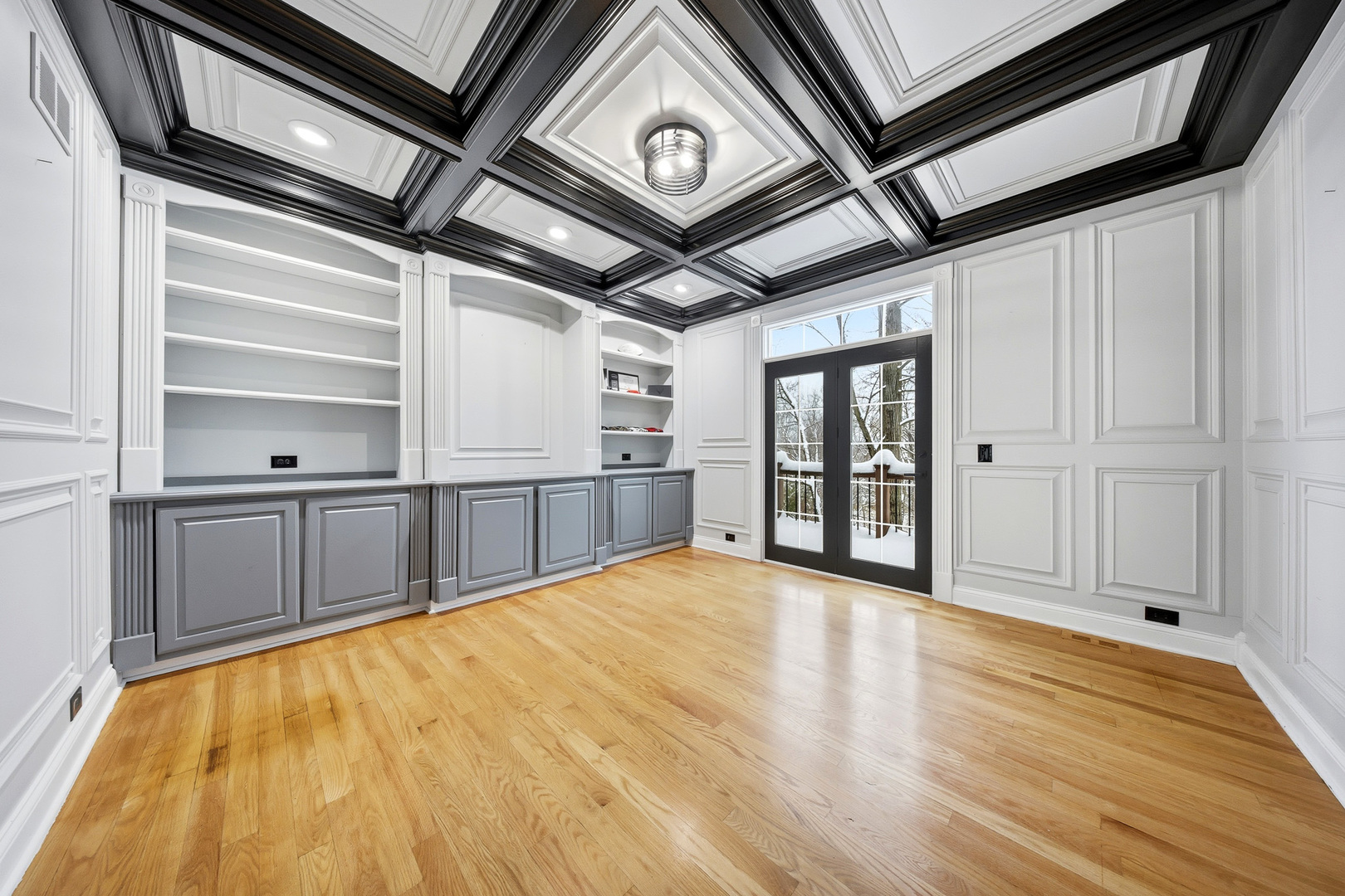 761 Reserve Court, South Elgin, IL 60177