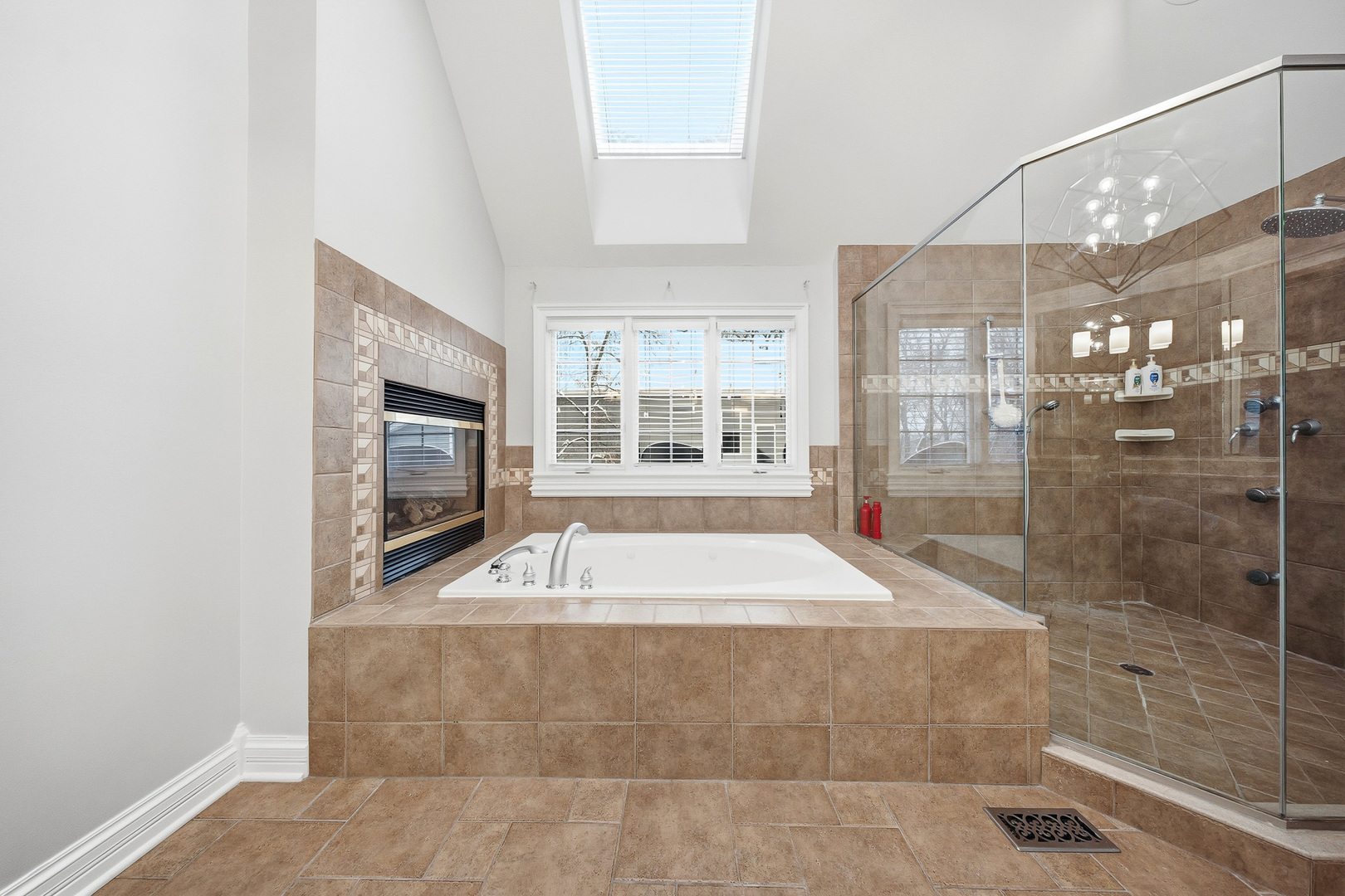 761 Reserve Court, South Elgin, IL 60177