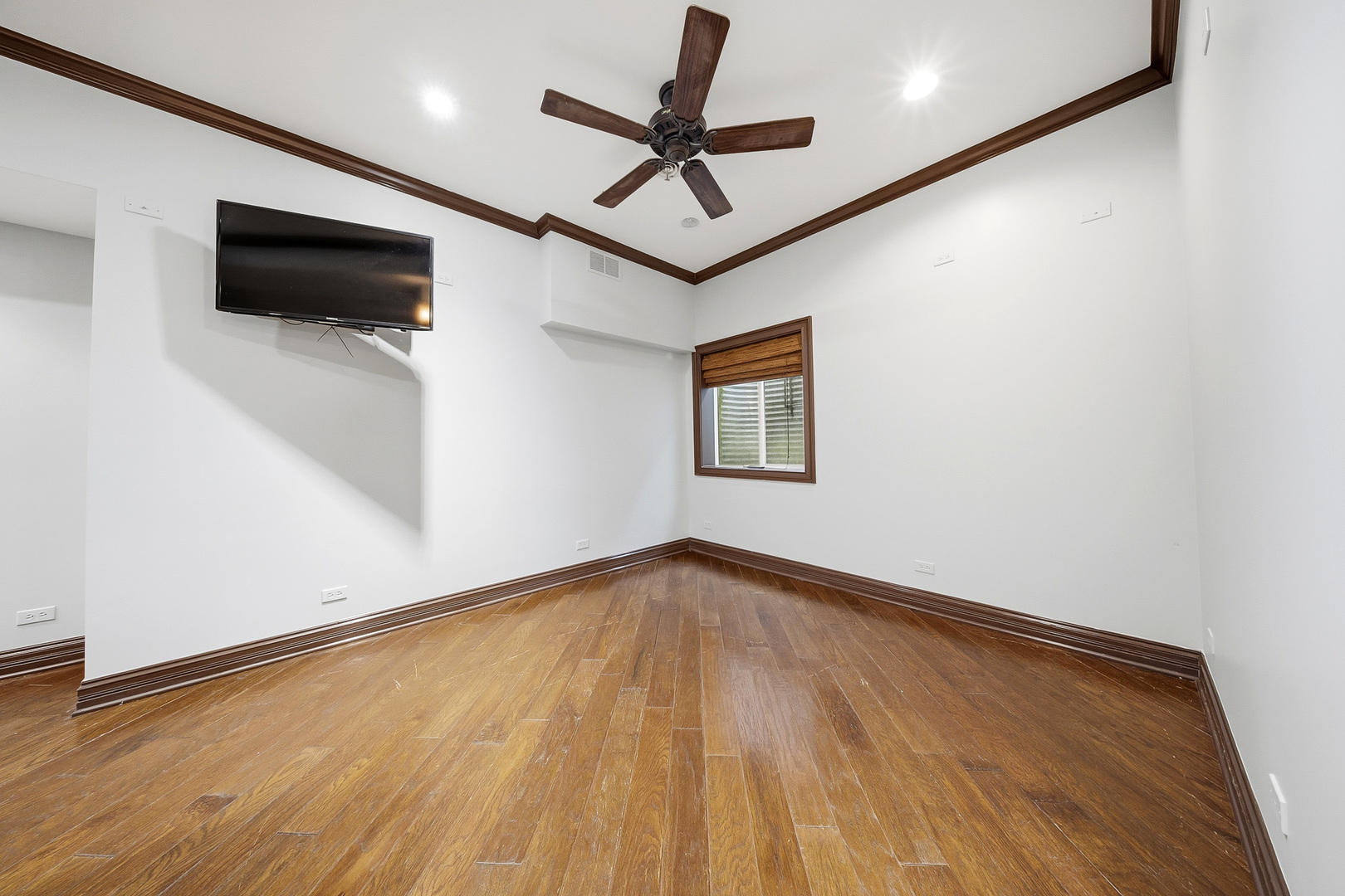 761 Reserve Court, South Elgin, IL 60177