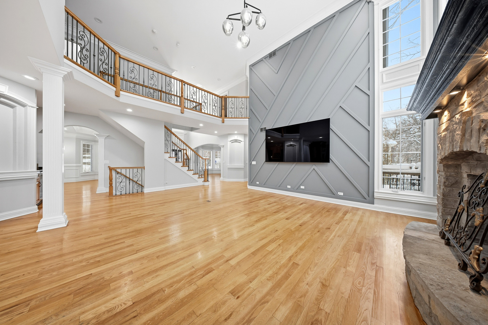 761 Reserve Court, South Elgin, IL 60177