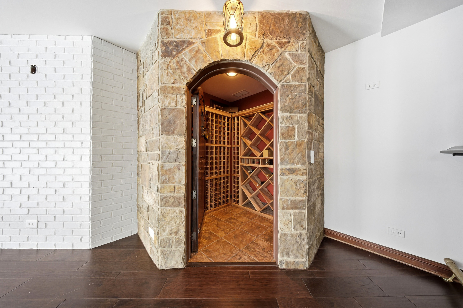 761 Reserve Court, South Elgin, IL 60177