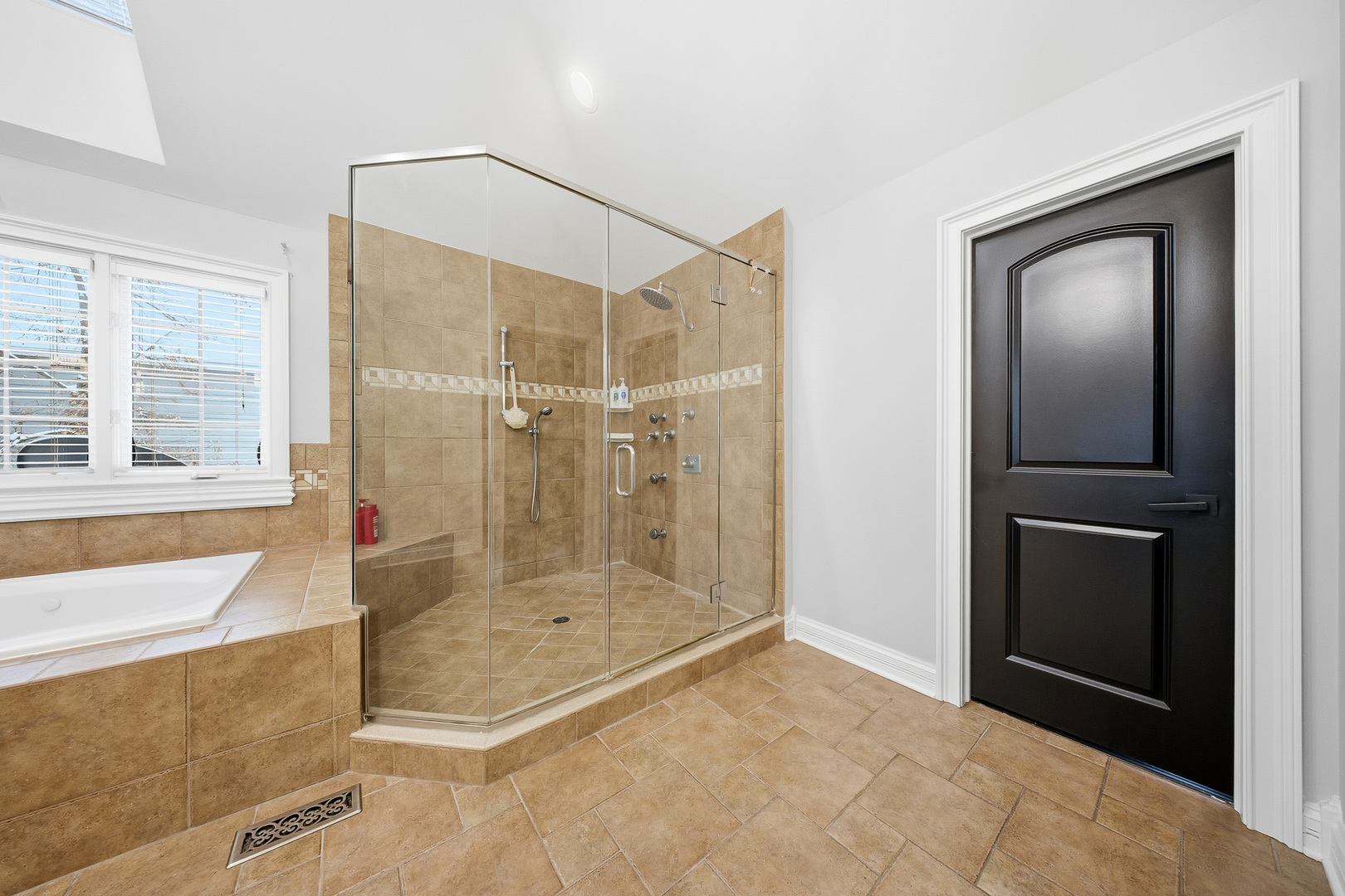 761 Reserve Court, South Elgin, IL 60177