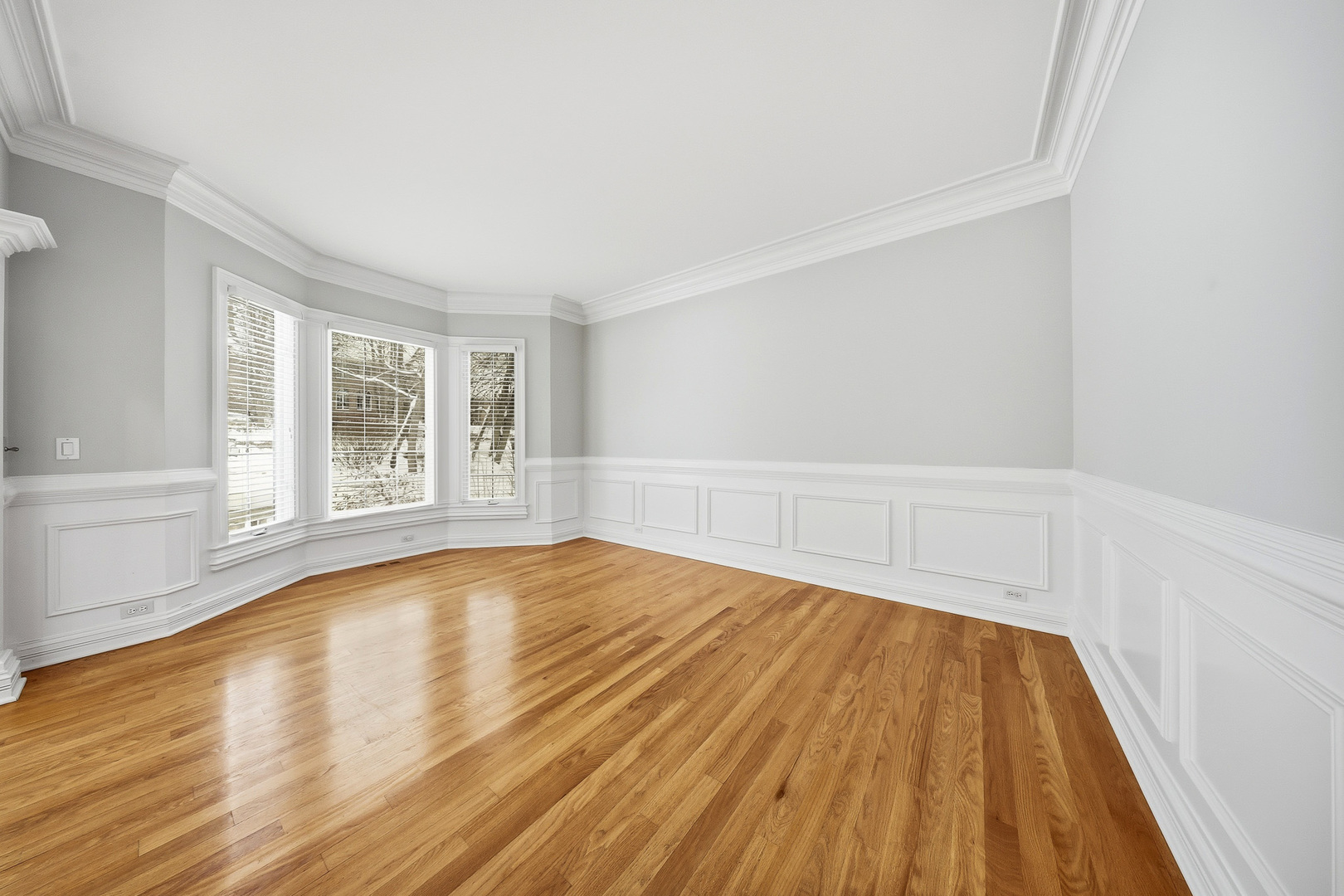 761 Reserve Court, South Elgin, IL 60177