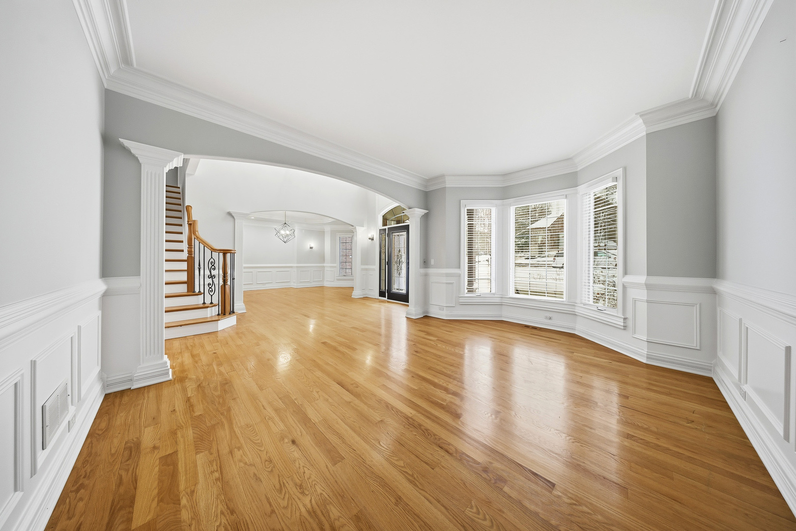 761 Reserve Court, South Elgin, IL 60177