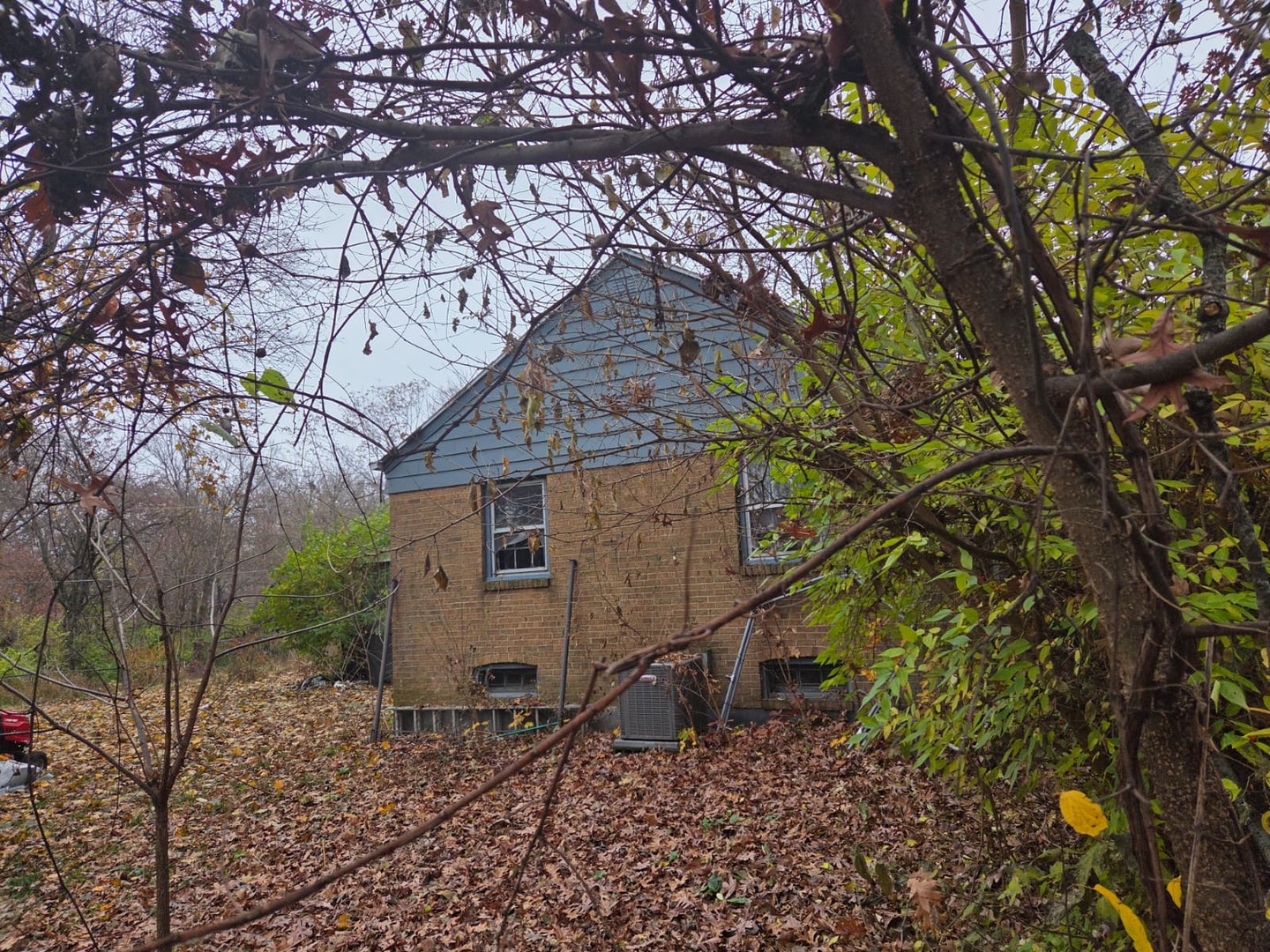 1872 Shady Crest Street, Decatur, IL 62521