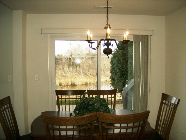 457 Metropolitan Street, Aurora, IL 60502