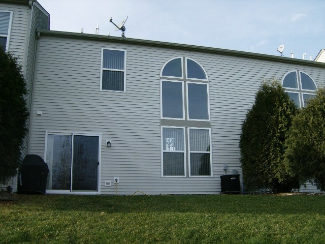 457 Metropolitan Street, Aurora, IL 60502