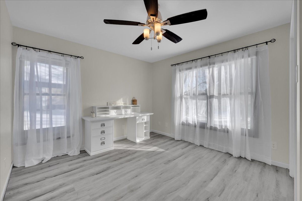 650 N View Street, Hinckley, IL 60520