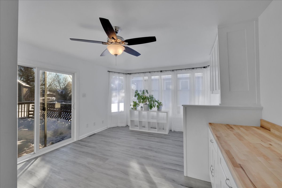 650 N View Street, Hinckley, IL 60520