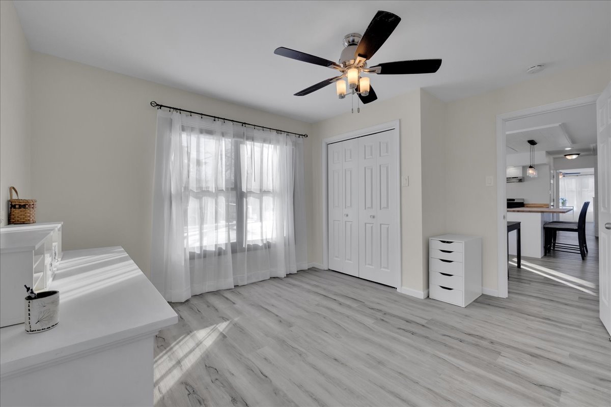 650 N View Street, Hinckley, IL 60520