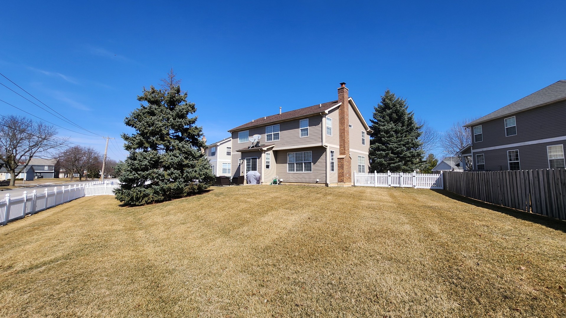 1204 FREDERICK Court, Elgin, IL 60120