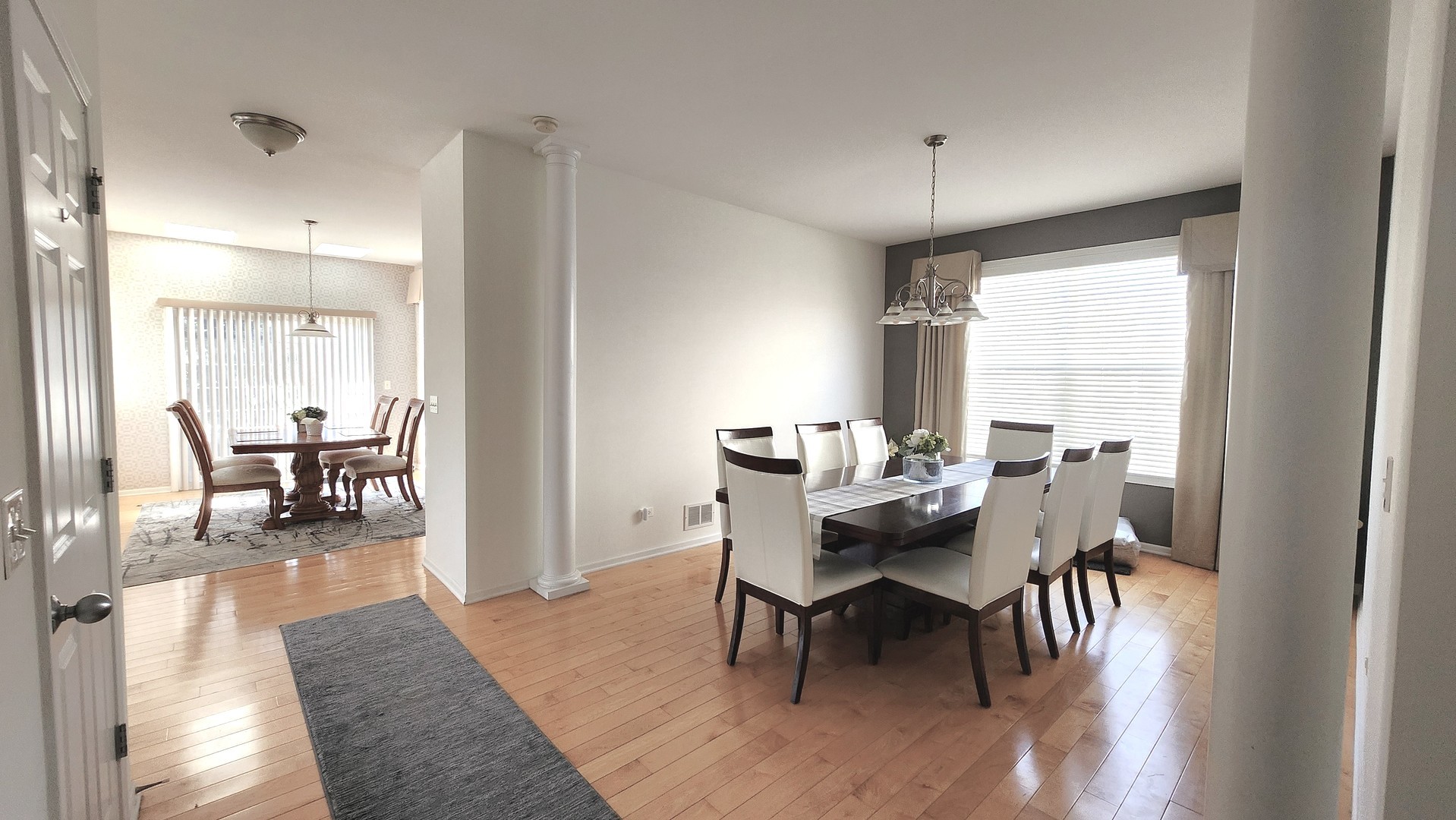 1204 FREDERICK Court, Elgin, IL 60120