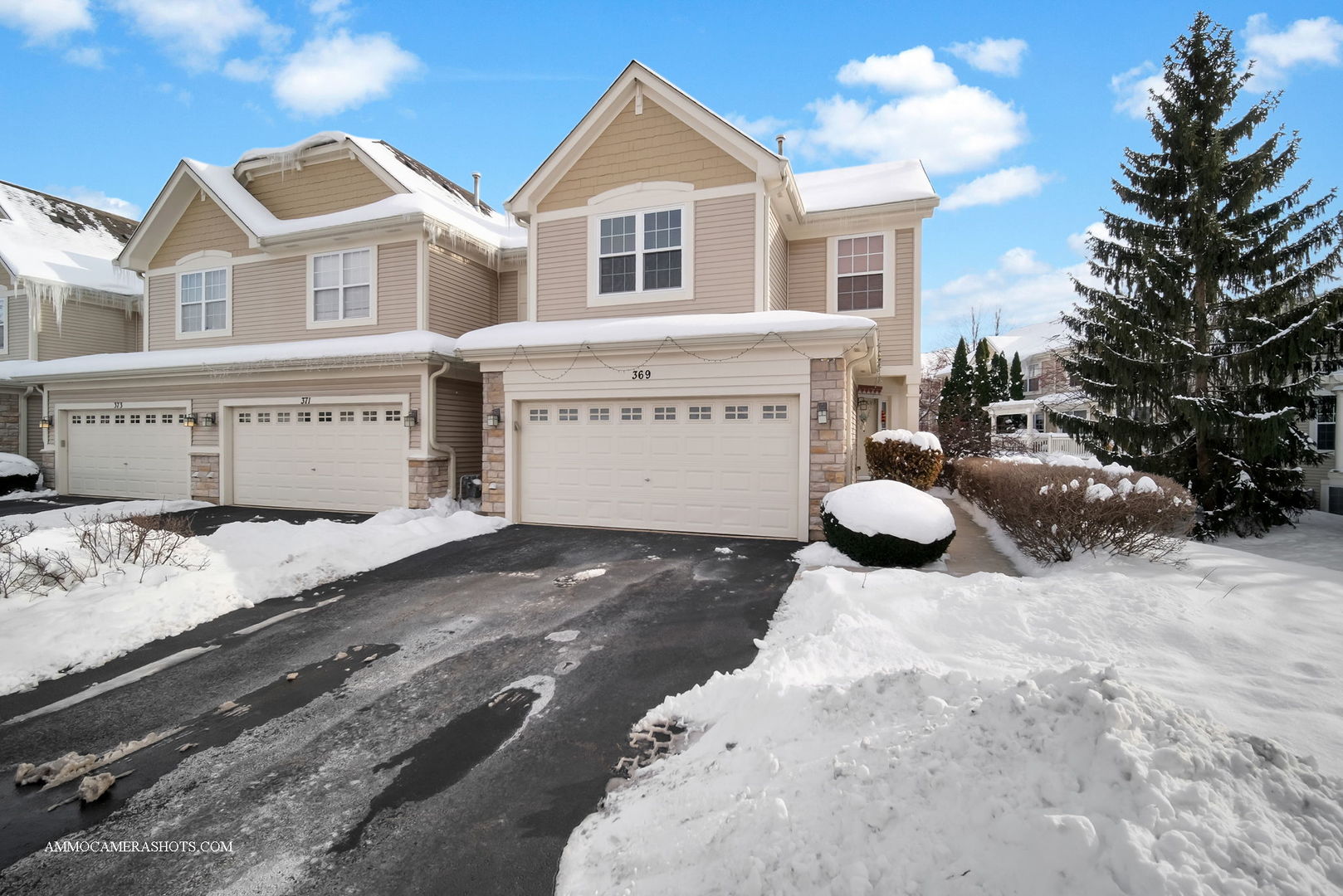 369 Vaughn Circle, Aurora, IL 60502