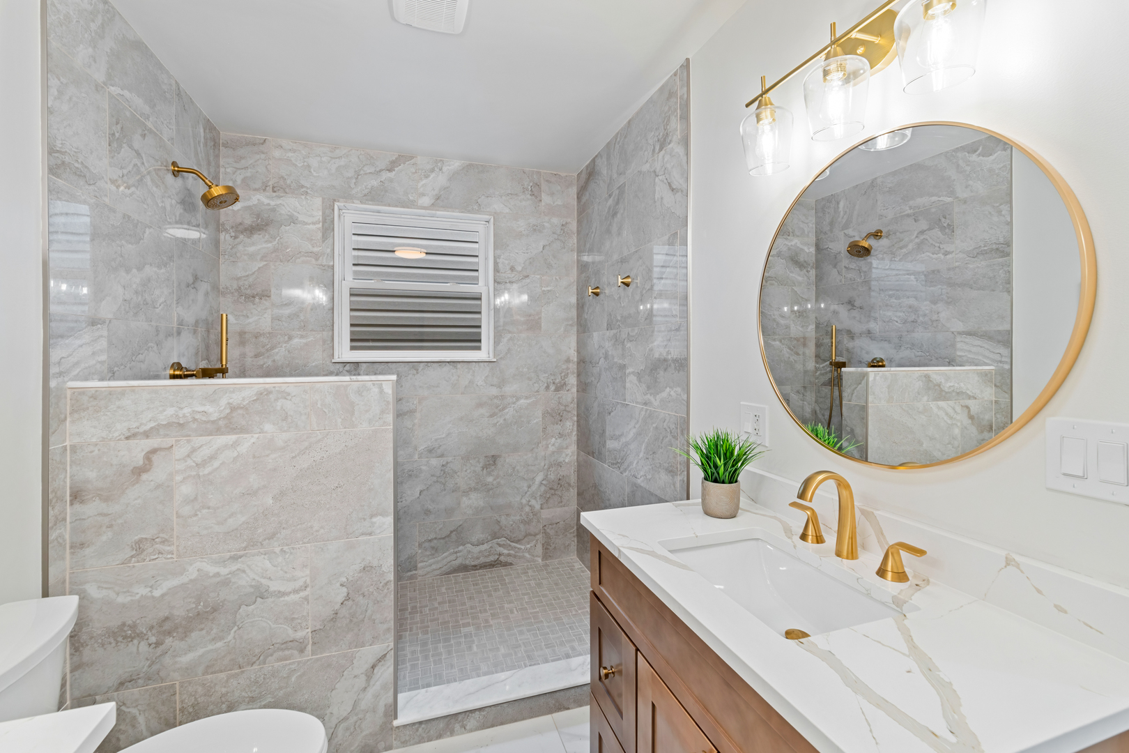 1622 N Spaulding Avenue, Chicago, IL 60647