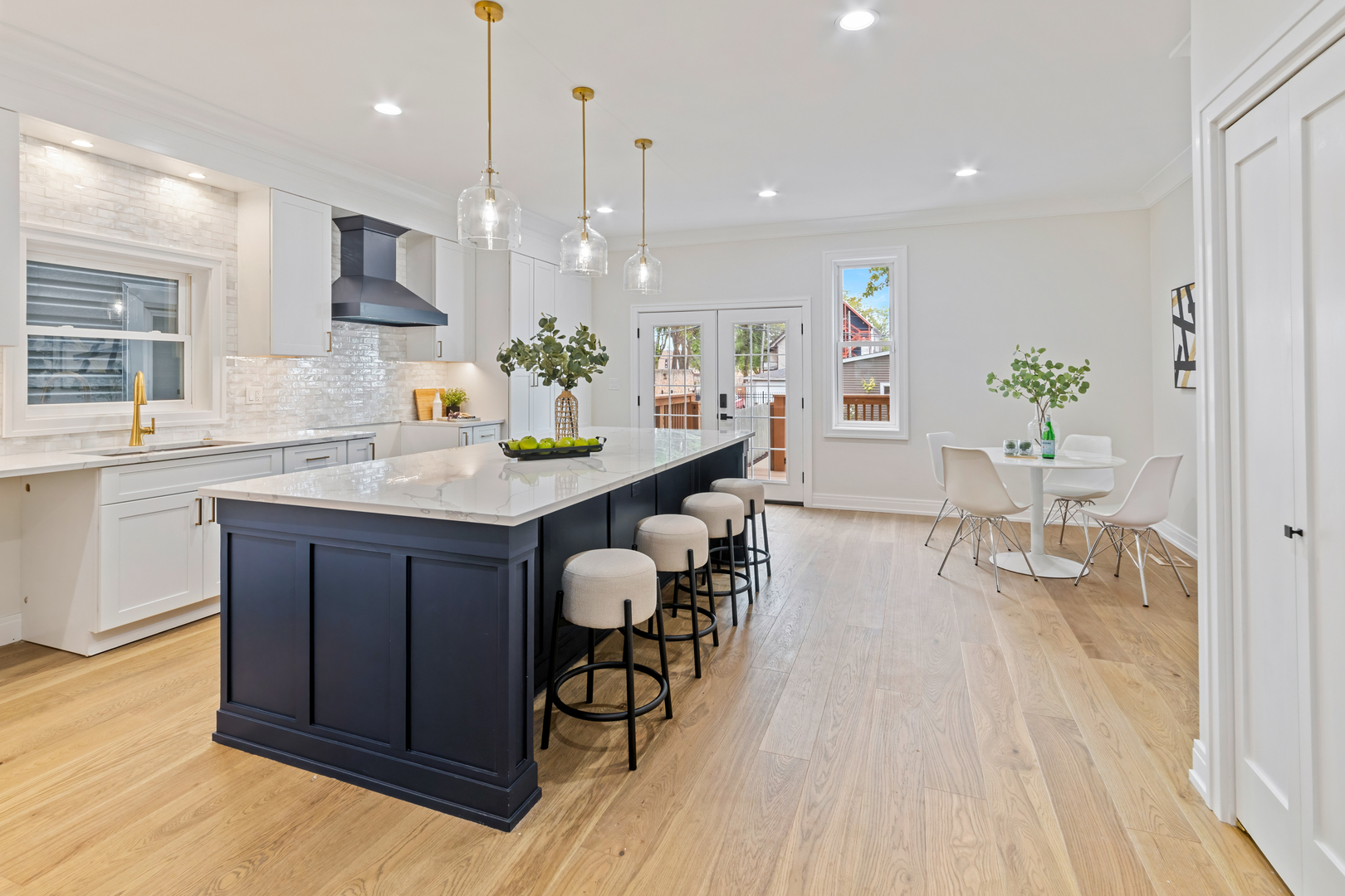 1622 N Spaulding Avenue, Chicago, IL 60647