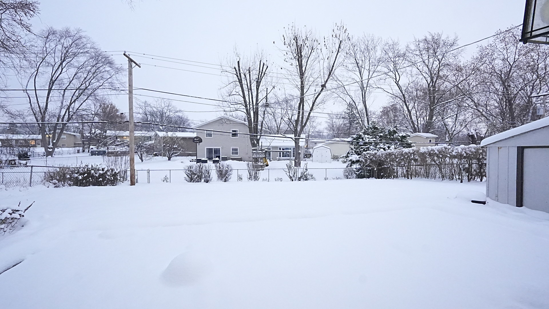 7843 Kensington Lane, Hanover Park, IL 60133