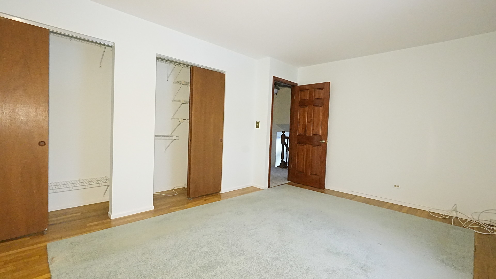 7843 Kensington Lane, Hanover Park, IL 60133