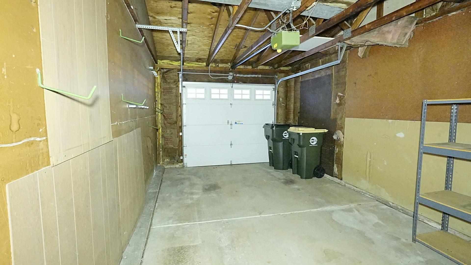 7843 Kensington Lane, Hanover Park, IL 60133